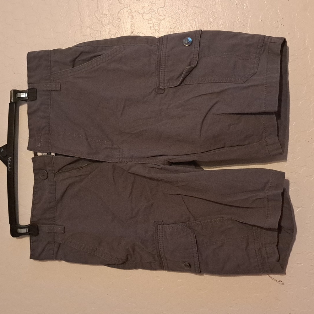 Beach Bro's Men's cargo shorts, size 32, grey
